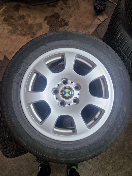 Оригинални джанти 16 цола със зимни гуми 22г дот