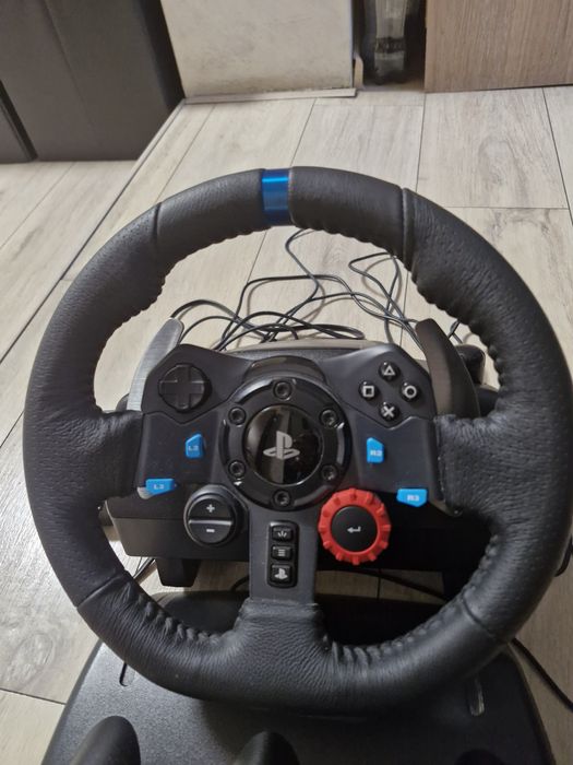 Волан и педали за PlayStation 5