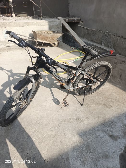 26 lik gmindi velosiped sotiladi