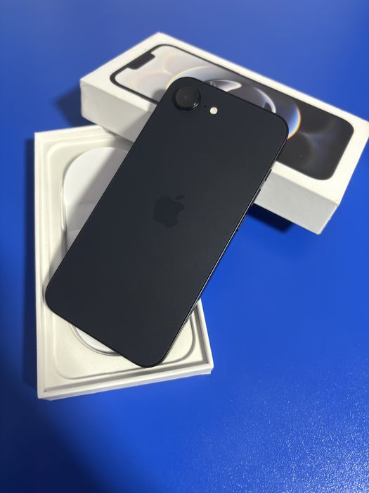 Vand iPhone 16e Nou