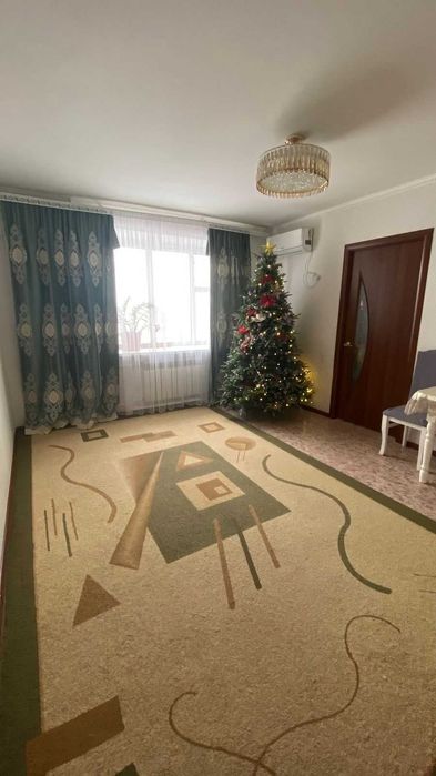 Продается 3 комнатная квартира на Электроне