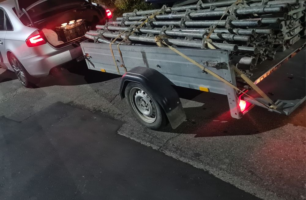 Schela metalica de inchiriat