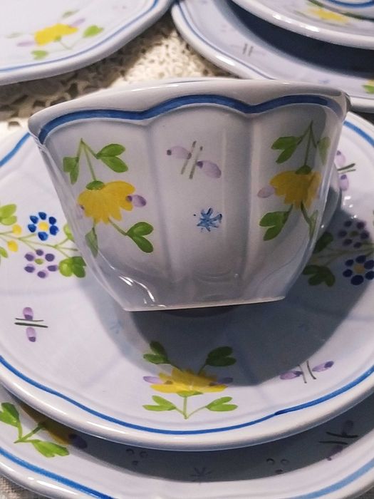 Сервиз за кафе с десертни чинии Longchamp