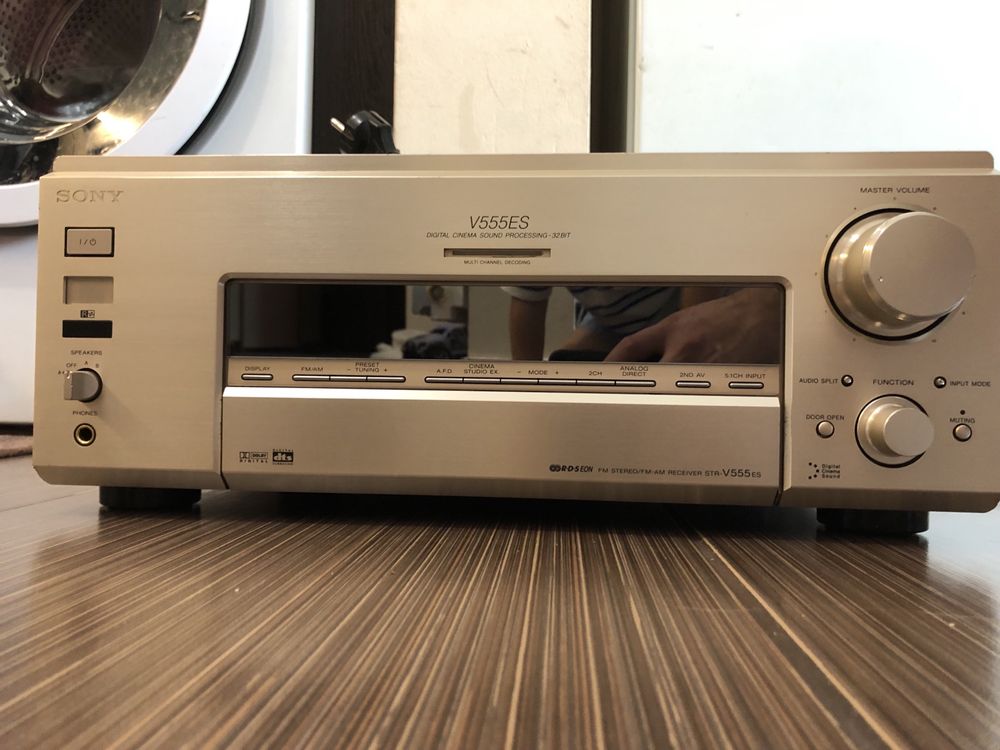 Sony STR-V555ES Качествен ресивър