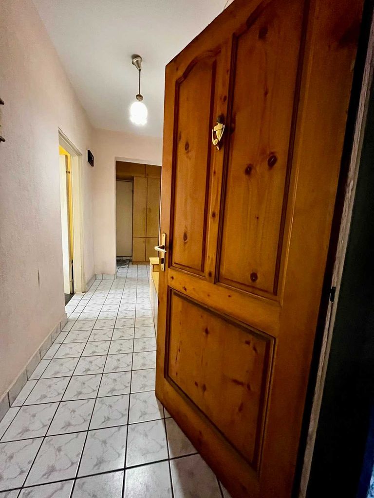 Дава се под наем Тристаен апартамент в Плевен, Дружба 1 - 100 кв.м за 280.5 € - Снимка #21