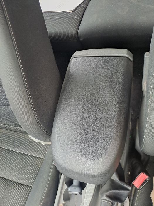 Ford Focus 1.6 Tdci 100 cp Titanium