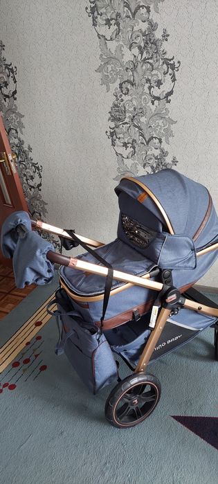 Продам коляску за пол цены !