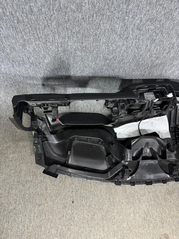 Plansa Bord Bmw x5 G05 X6 G06 X7 G07 originala