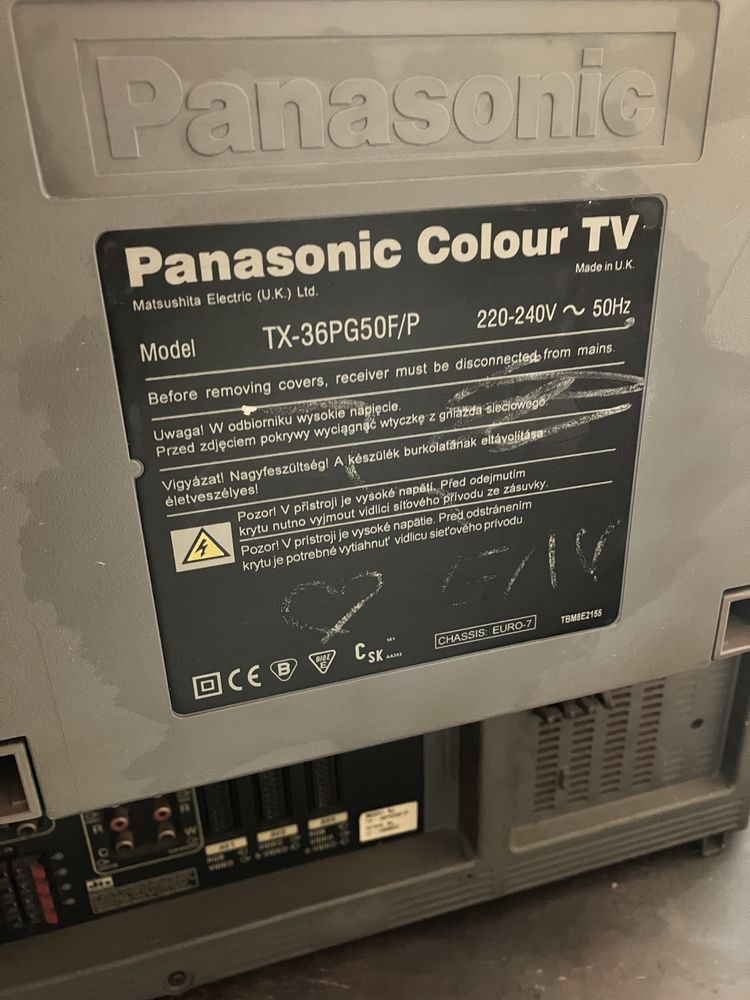 TV Panasonic 36” 100hz