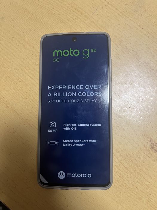 Moto g82 5G чисто нов + гръб подарък