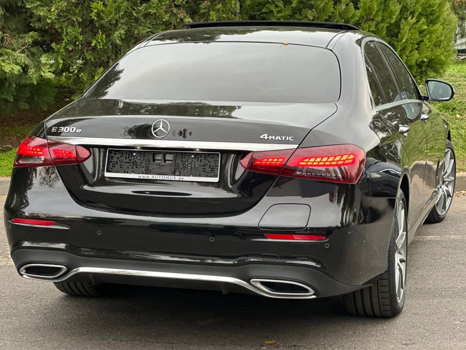 Vand sau schimb Mercedes Eclass E300 e 4 Matic Facelift 2022