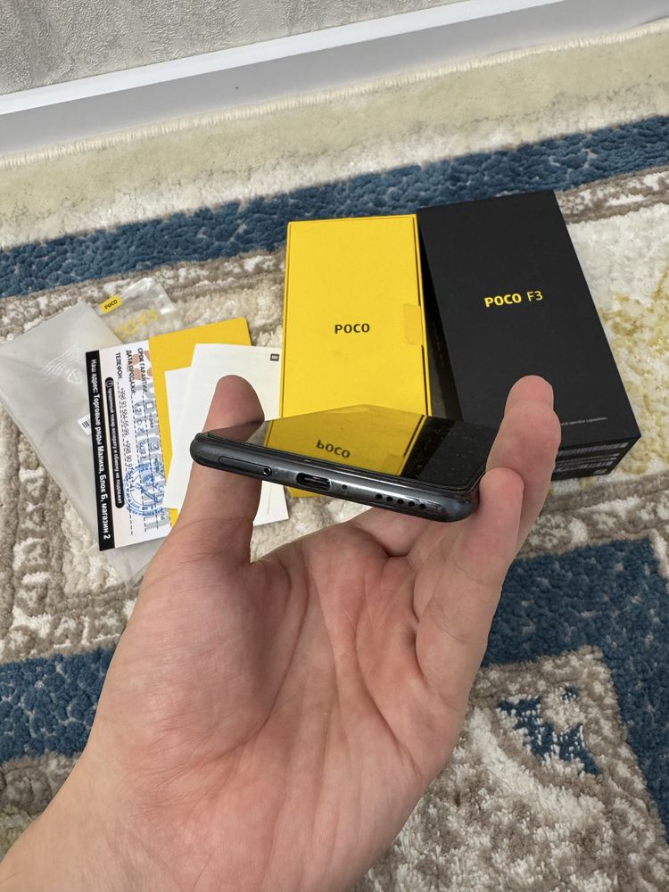 Poco F3 6/128 full