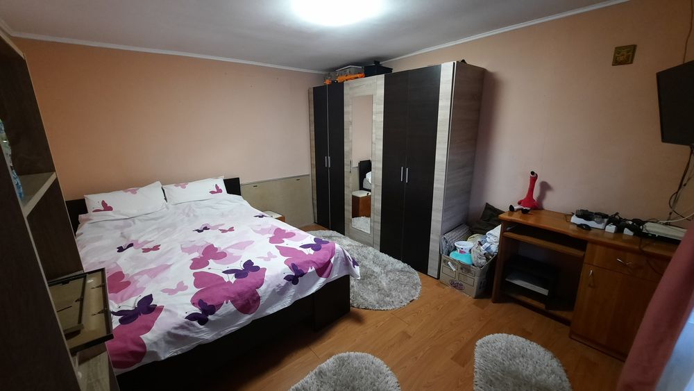 Casa 4 camere Chercea