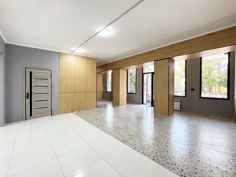 Аренда помещения вдоль дороги ор: Лабзак | 237м²