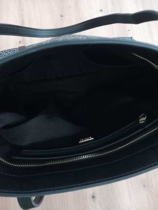 Дамска чанта Carpisa - НОВА