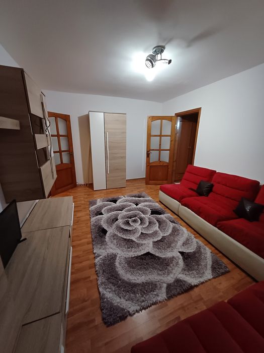 Apartament cu 2 camere 52,5m², zona semicentrala
