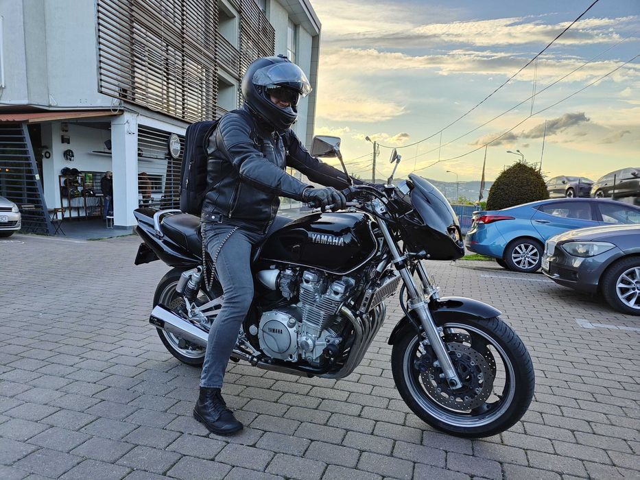 Yamaha XJR 1300 - Impecabila tehnic