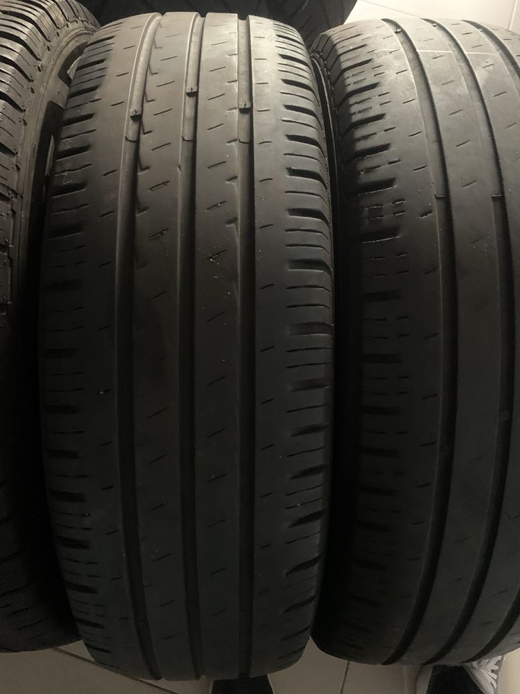 4x225/75/16 C vara , marca Michelin
