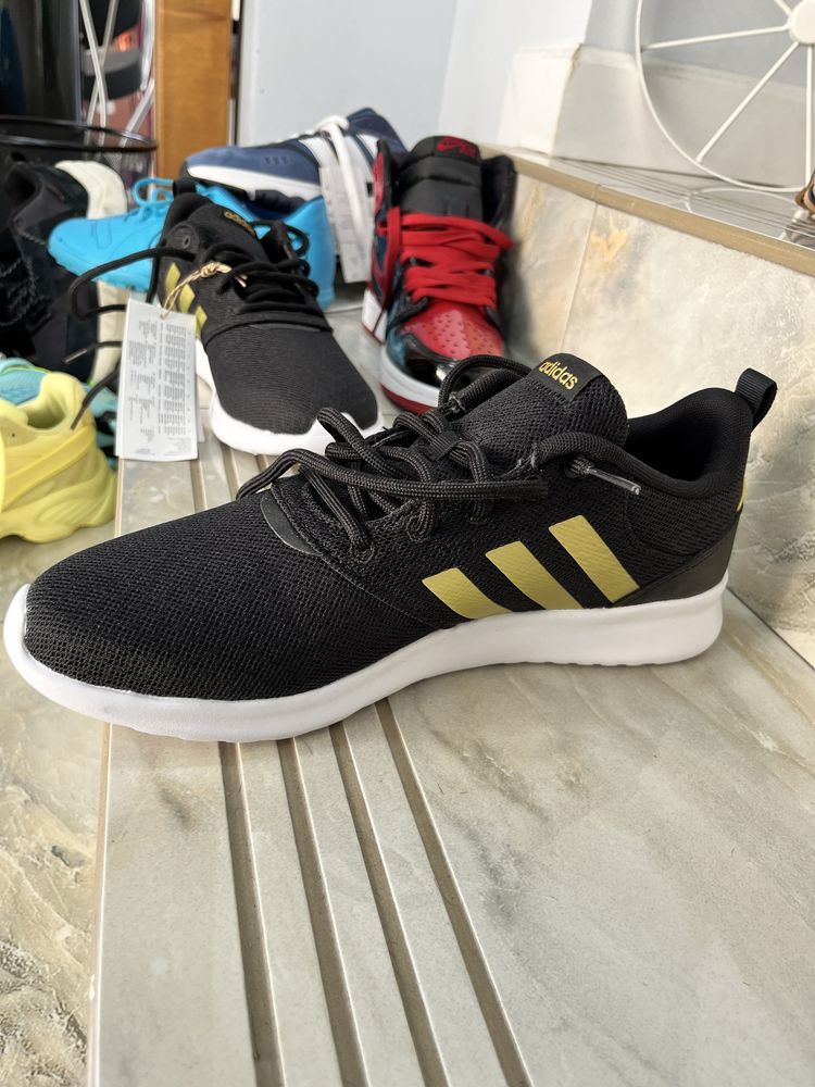 Adidas QT RACER 2.0