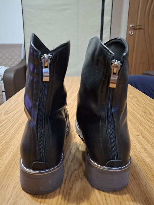 Зимни кожени боти