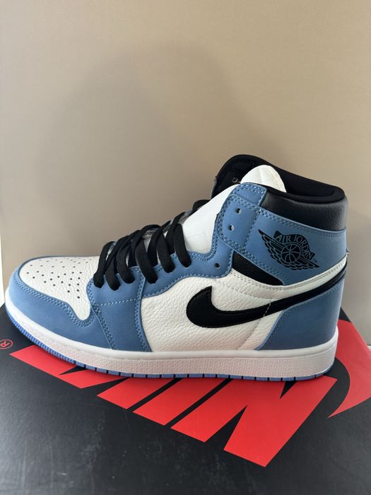Jordan 1 high University Blue
