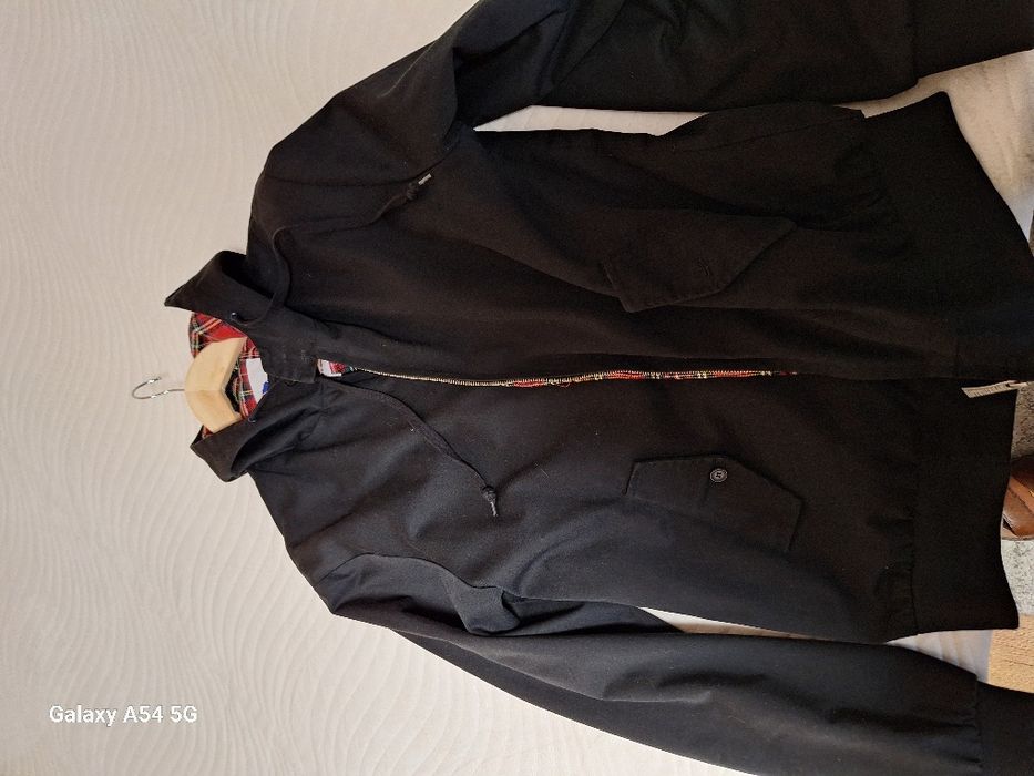 Бомбър яке HARRINGTON .