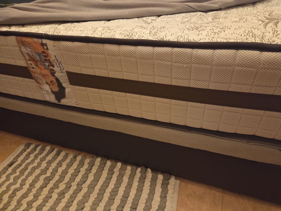 Vând saltea Salt Confort