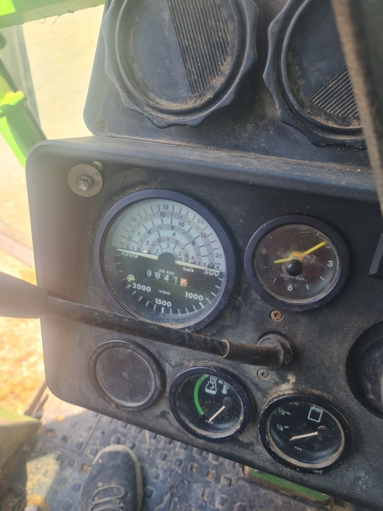 Vând tractor Deutz DX110