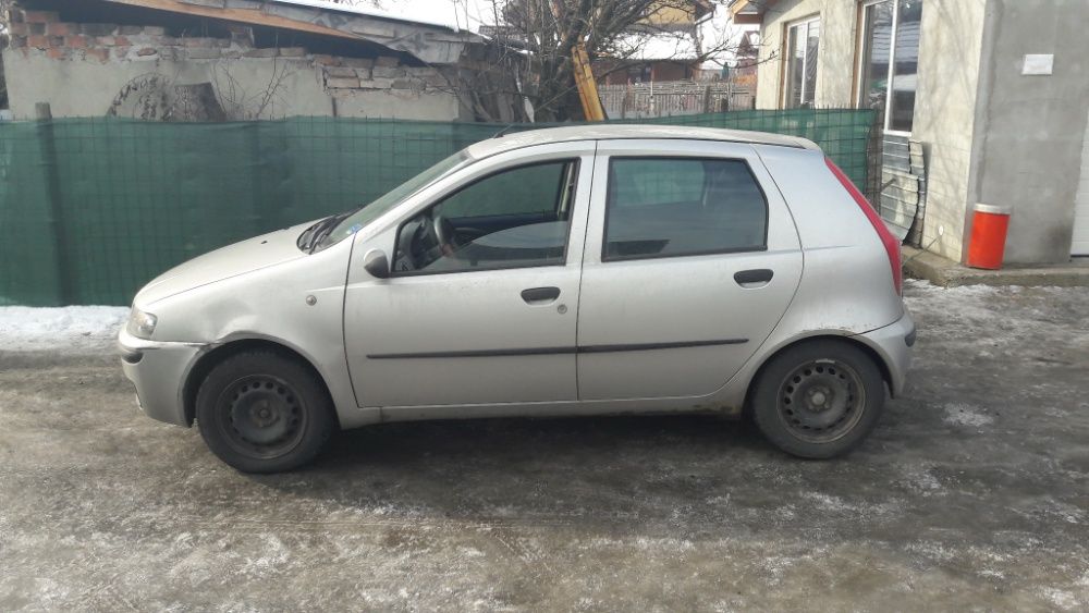 Dezmembrez Piese Fiat Punto din 2001