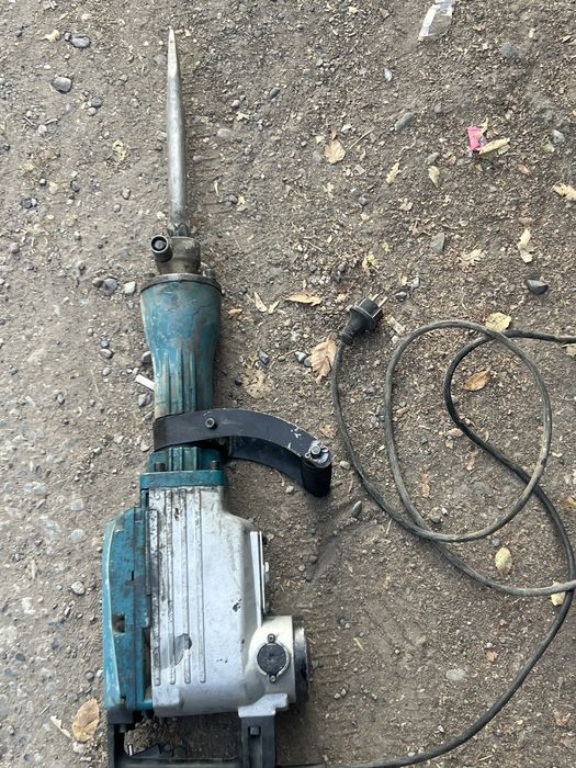 Отбойный молоток Alteco