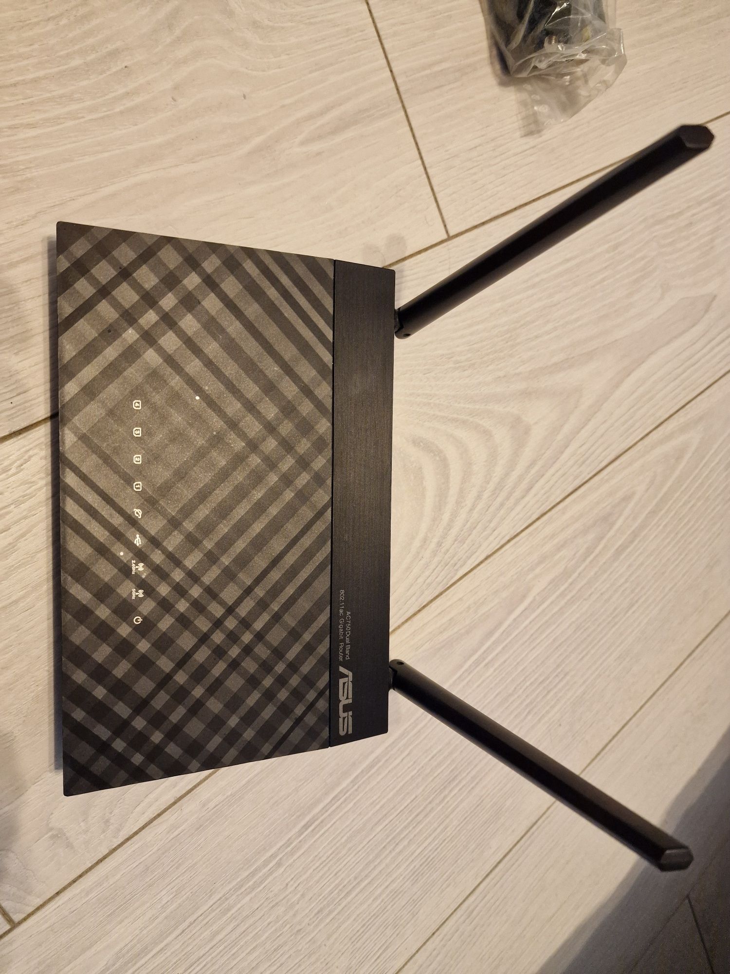 Router Asus AC 750 Dual Band