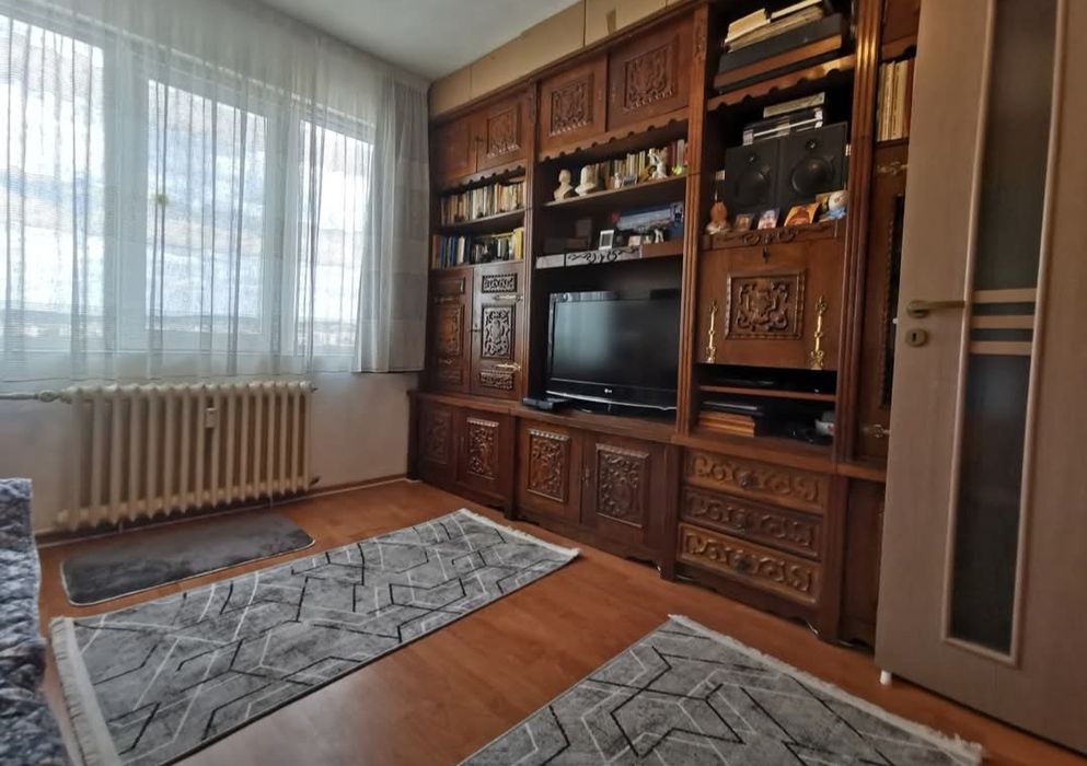 Chirie 3 camere zona Iosia