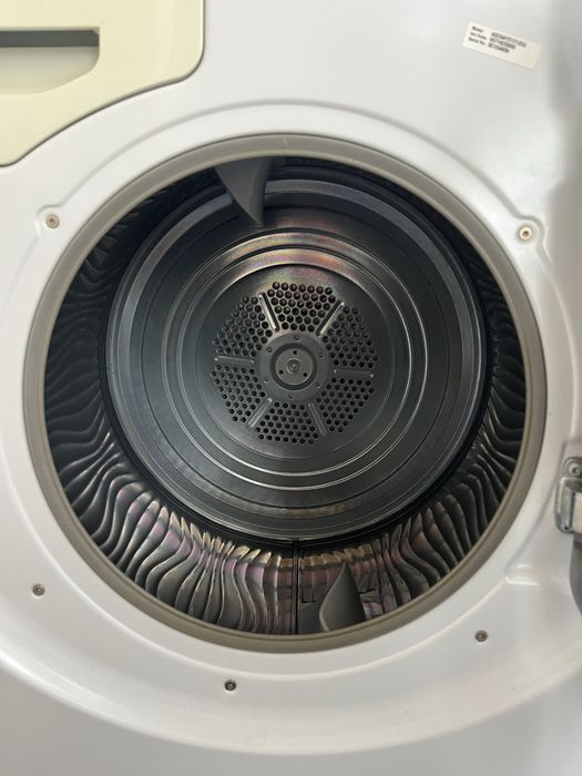 Сушилня за дрехи Hotpoint-Ariston Aqualtis AQC94F5T