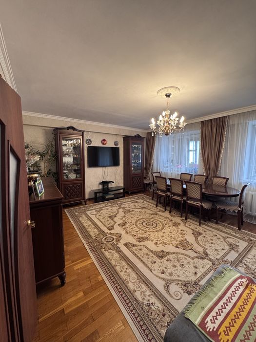 Депутатский дом трёхкомнатная квартира