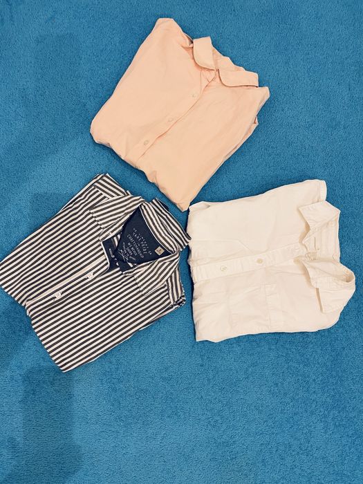 Лот от дамски ризи/ 15 лв