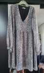 Vând rochie animal print
