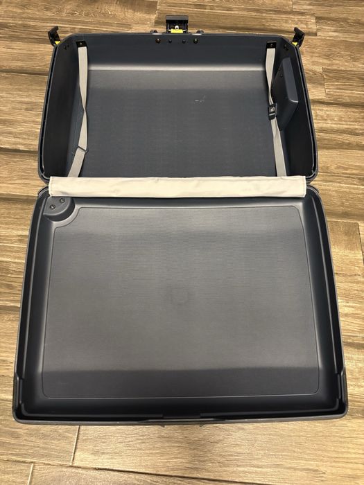 Troler Samsonite original – rezistent și practic