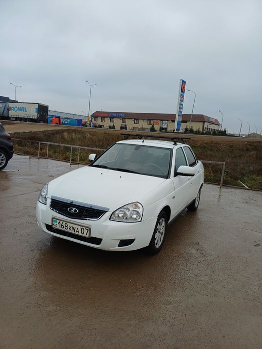 Продам приору 2013г.в.