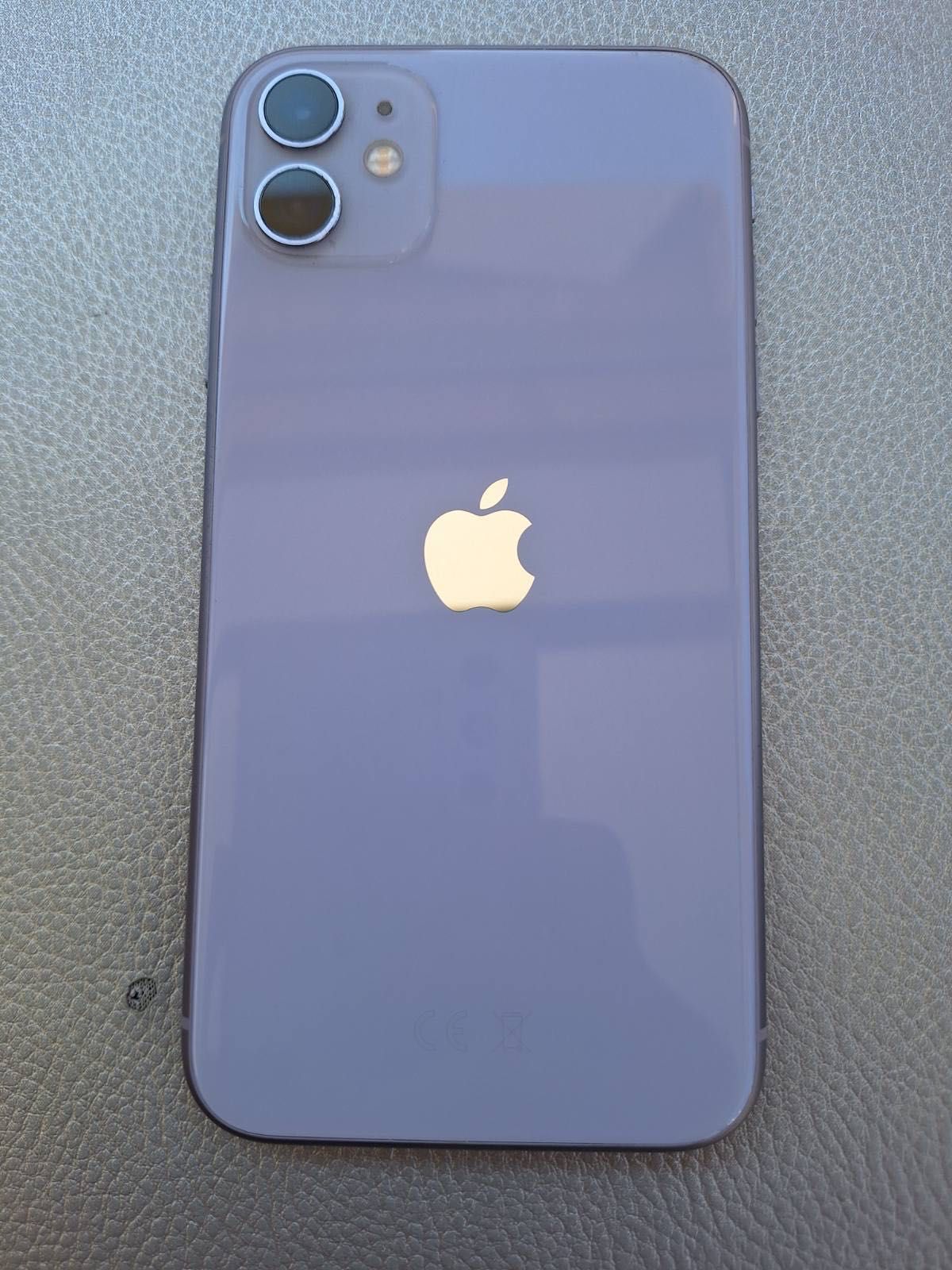 iPhone 11 64gb като нов топ