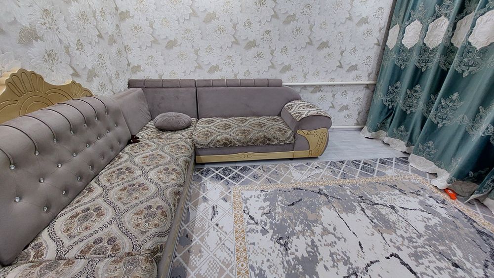 Уголок диван продам