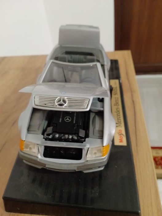Mercedes  macheta