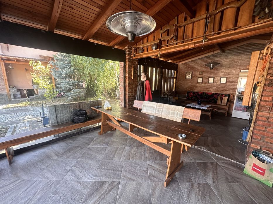 Casa cu piscina situata in Lugasu de Jos