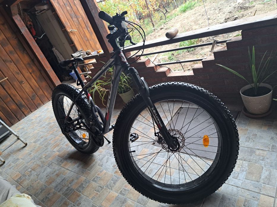 Bicicletă MTB cu roții de 26''