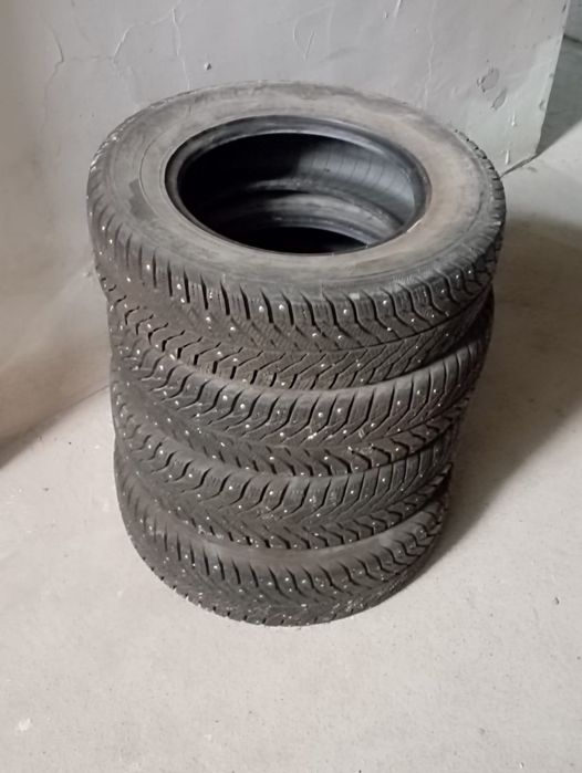 Продам зимние шины