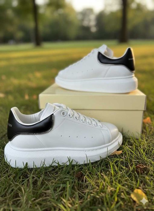 Adidasi Alexander Mc Q u e e n Zip Negru - Alb - Full Box - Ocazie