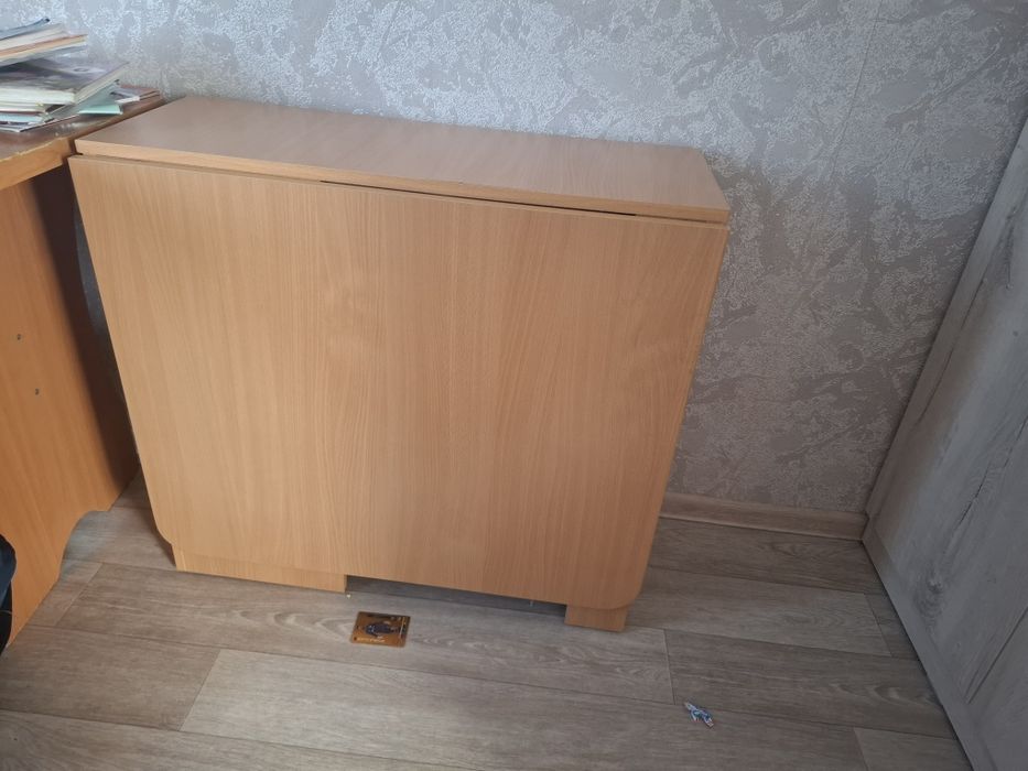 Продам Стол раскладной