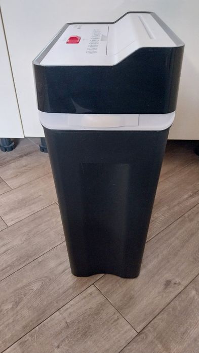 Шредер унищожител на документи