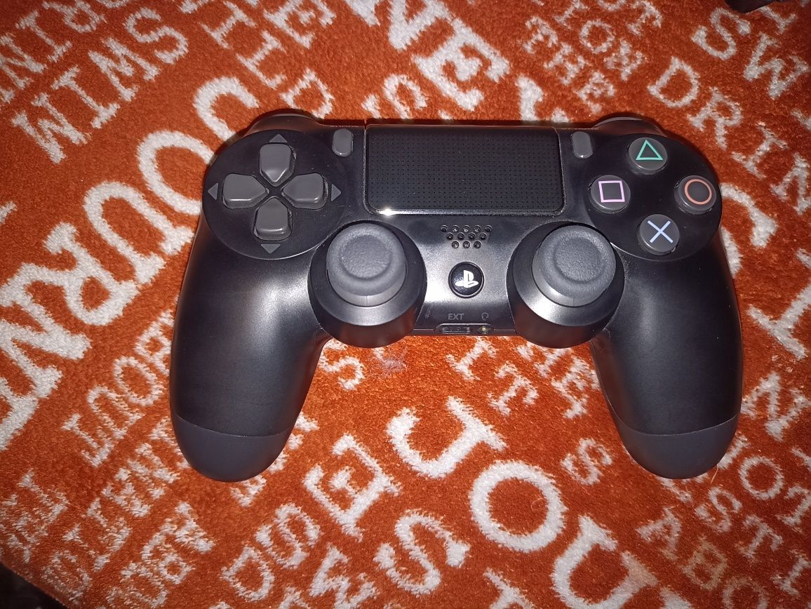 Controllere manete PlayStation 4