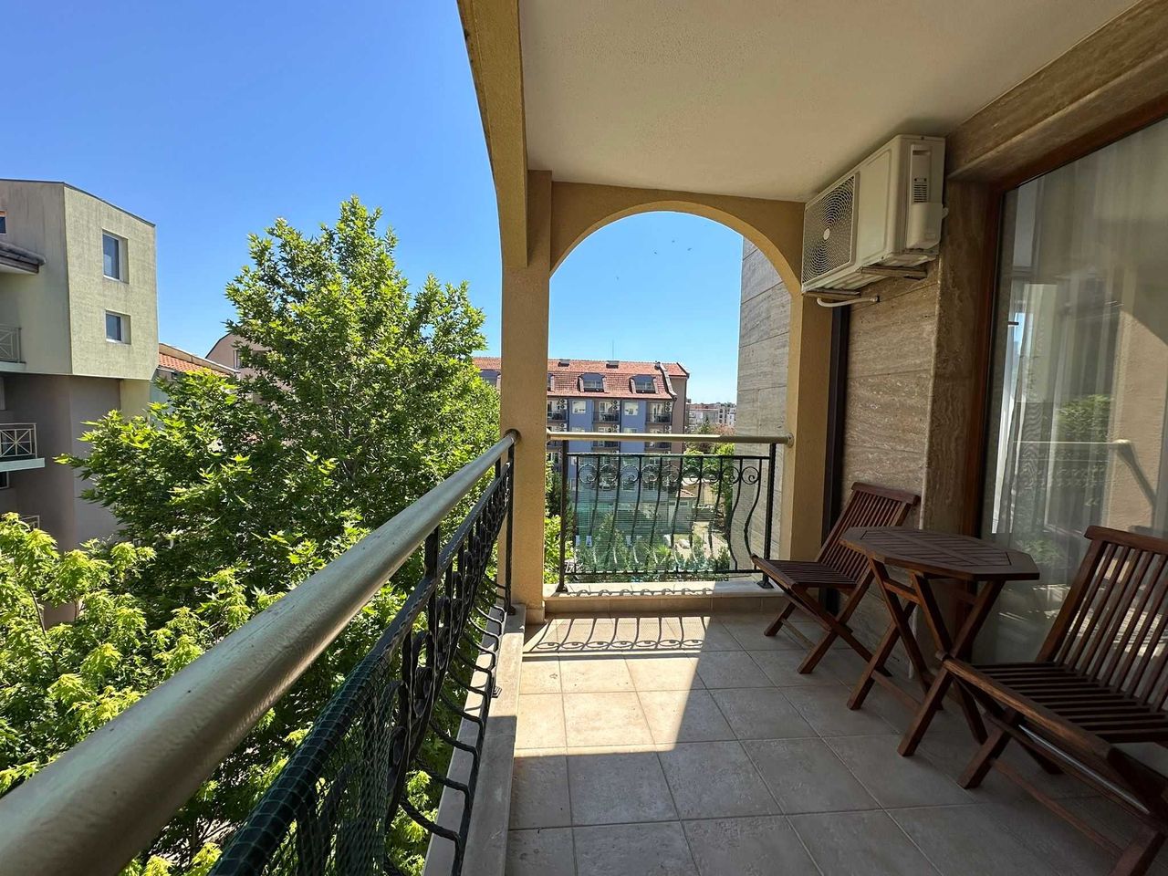 Продава се Тристаен апартамент в к.к. Слънчев бряг - 90 кв.м за 1389 €/кв.м - Снимка #10