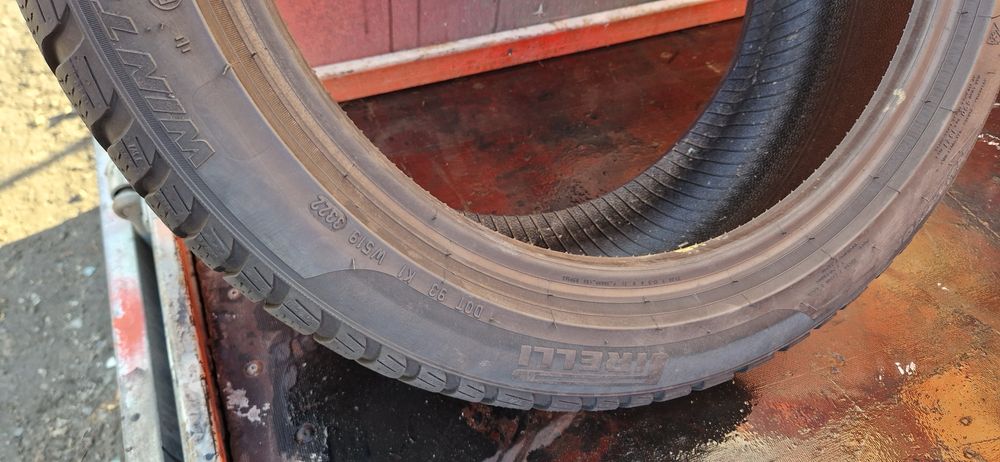 1 Anvelopa Pirelli 225 45 R18 M+S. Dot 2022